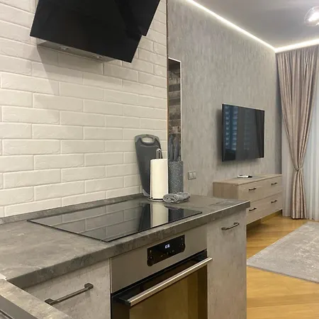 омега жилий комплекс на площі толбухина Apartment Odesa