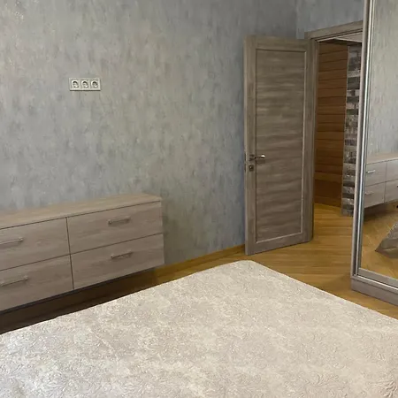 омега жилий комплекс на площі толбухина Apartment