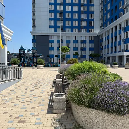 омега жилий комплекс на площі толбухина Apartment *