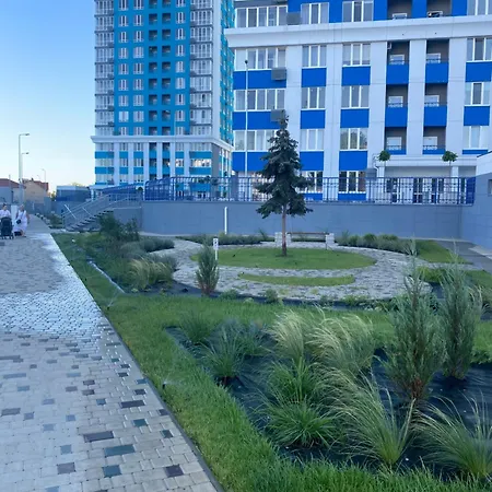 омега жилий комплекс на площі толбухина * Odessa